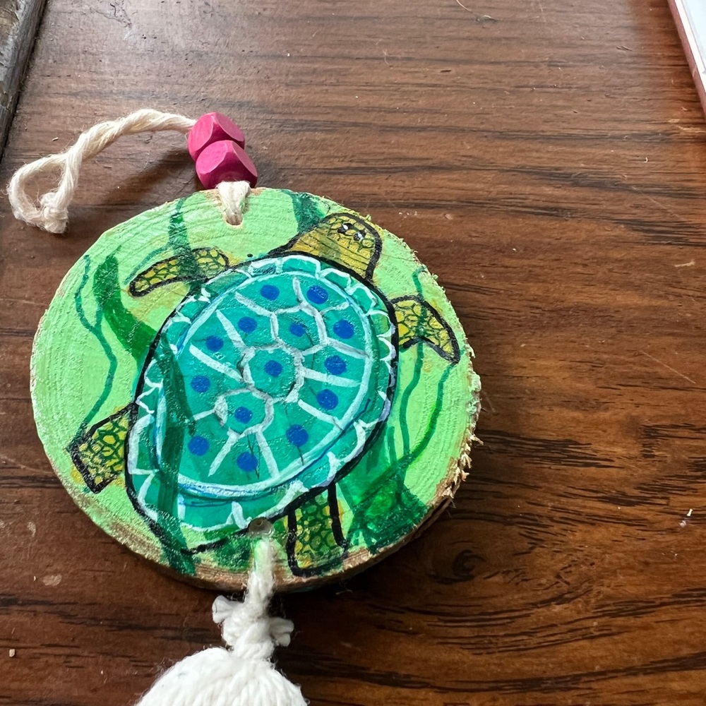 Hand painted wooden Turtle wine bottle tassel charm